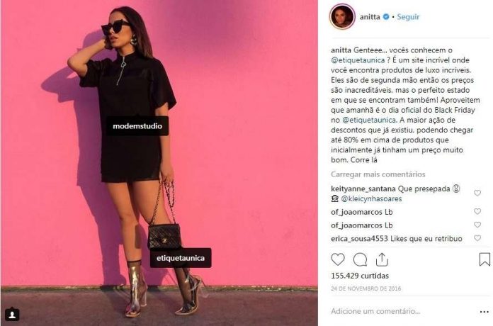 Anitta usa bolsa Chanel comprada no Etiqueta Única.