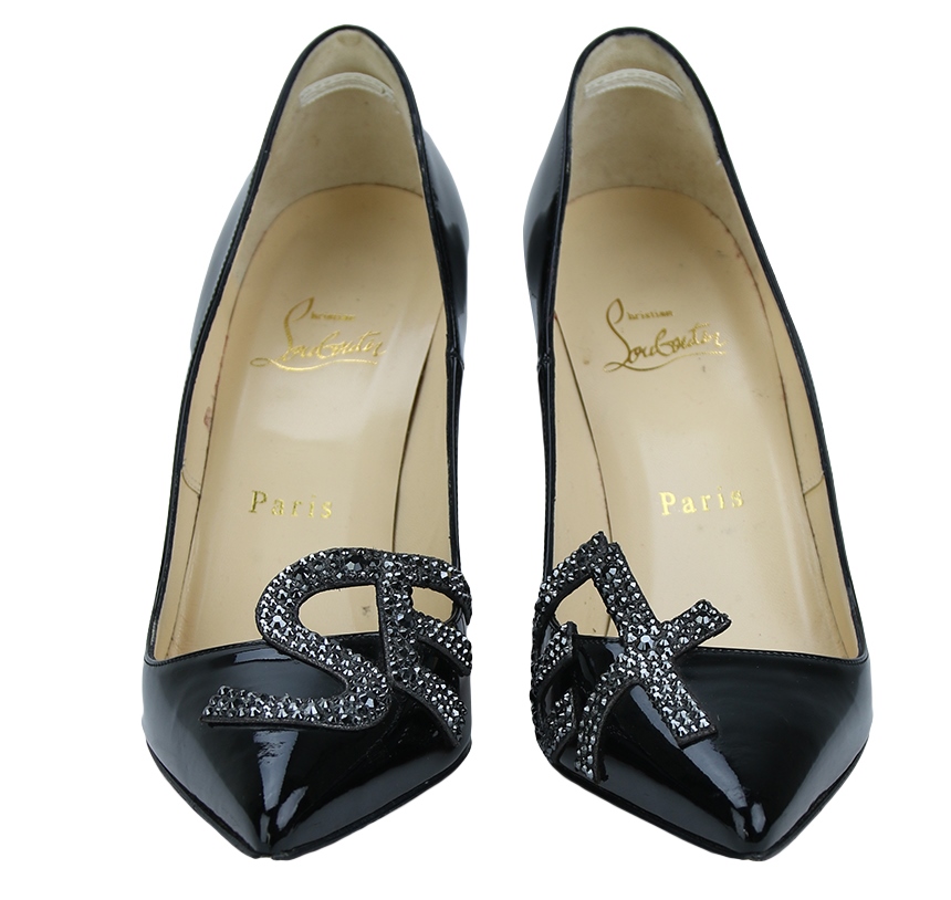 O SEEX Pigalle é uma versão ousada e moderna de um clássico dos sapatos Louboutin.