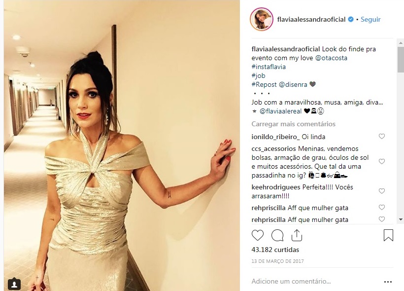 Flávia Alessandra usa vestido comprado no Etiqueta Única