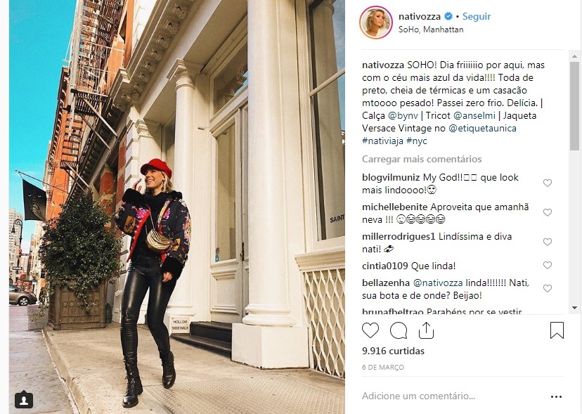 Nati Vozza usa casaco Versace em viagem à Nova Iorque