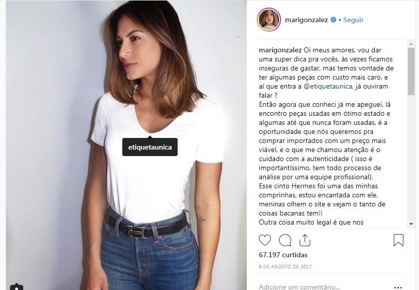 Mari Gonzalez usa cinto Hermès com calça jeans