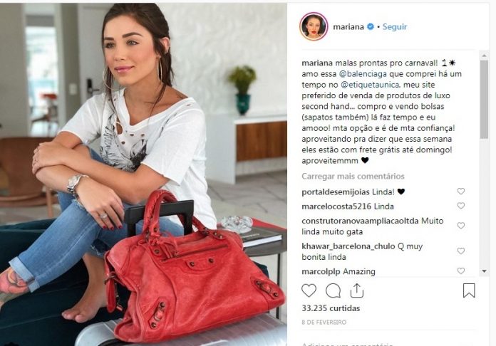 Mariana Sampaio desapega usa bolsa Balenciaga.