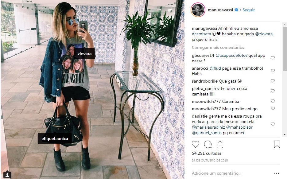 Manu Gavassi usa bolsa Balenciaga comprada no Etiqueta Única.