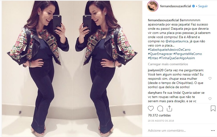 Fernanda Souza usa jaqueta garimpada no Etiqueta Única.