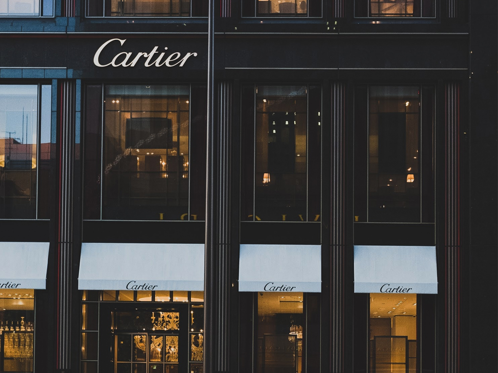 Capa do post sobre a marca de jóias e relógios Cartier