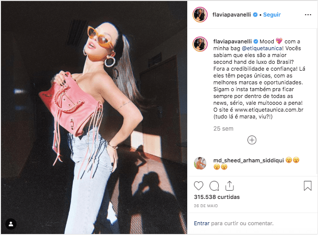 Flávia Pavanelli usa bolsa Balenciaga Work Rosa comprada no Etiqueta Única.