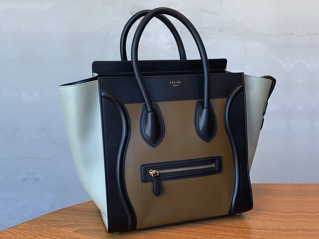 Bolsa Celine Luggage tricolor. Clique na imagem e confira peças similares!