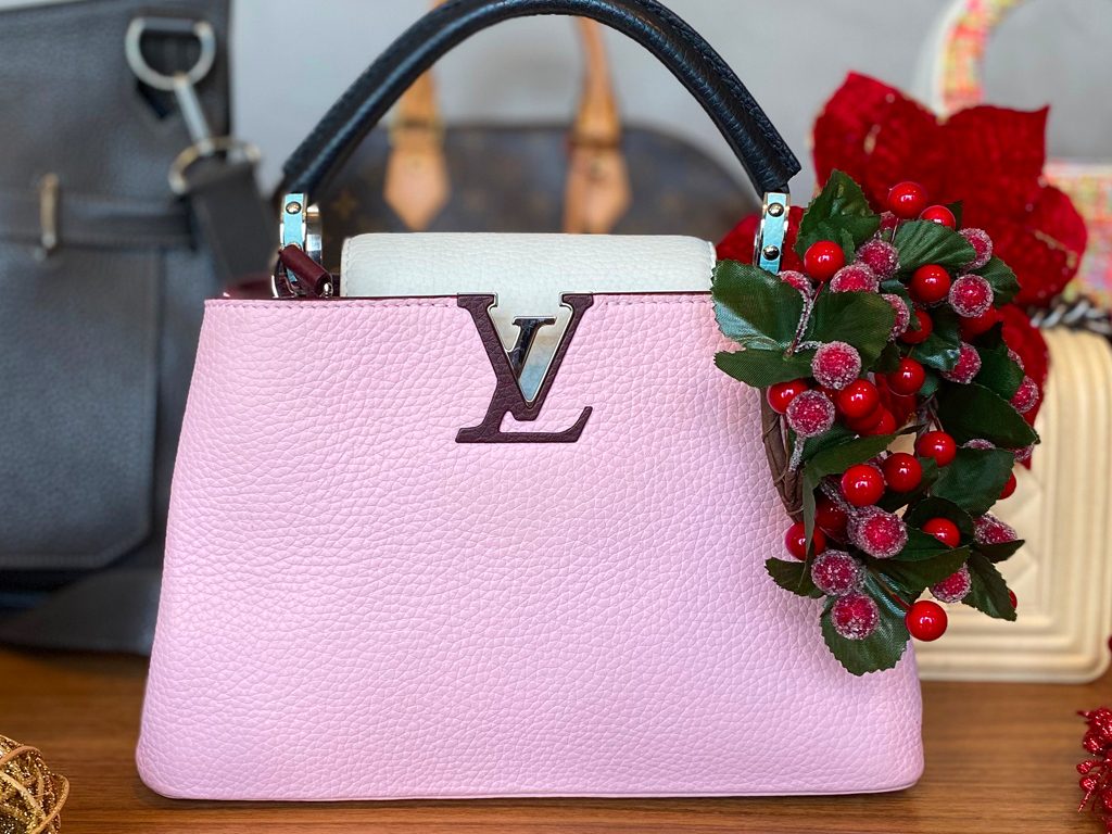Como usar uma bolsa Louis Vuitton pequena: dicas para quem busca  praticidade e modernidade em um único acessório - Cansei Vendi - Brechó de  Luxo Online e Moda Circular
