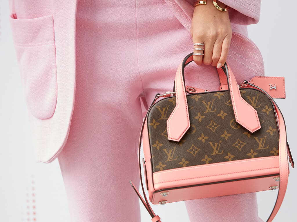 Louis Vuitton tiene la bolsa más pequeña del mundo - Marie Claire