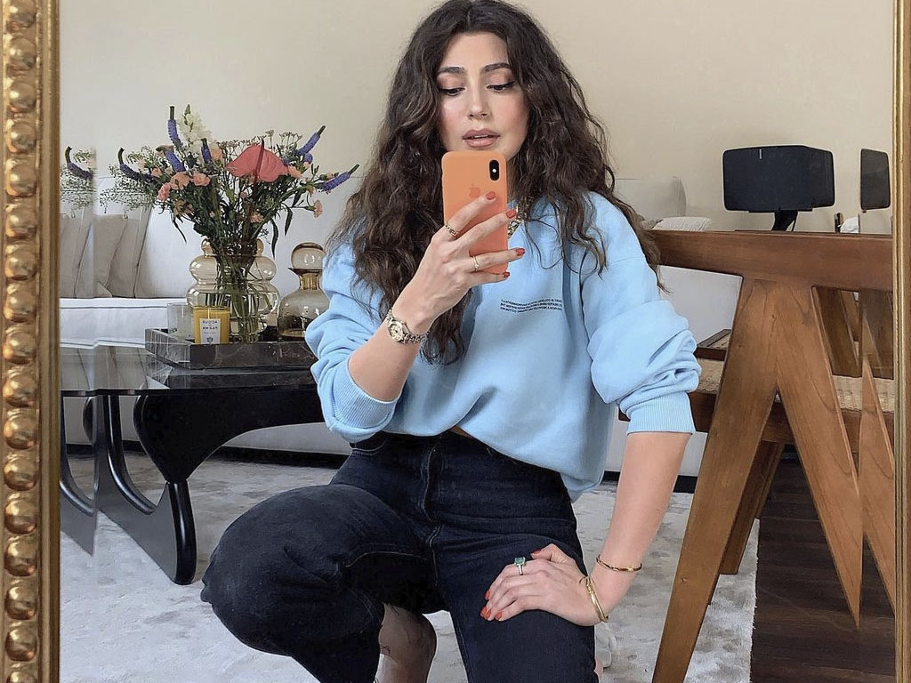 Foto: Reprodução/Instagram @aydahadi. Clique na imagem e confira uma coleção das Top 10 Marcas de Bolsas mais vendidas!