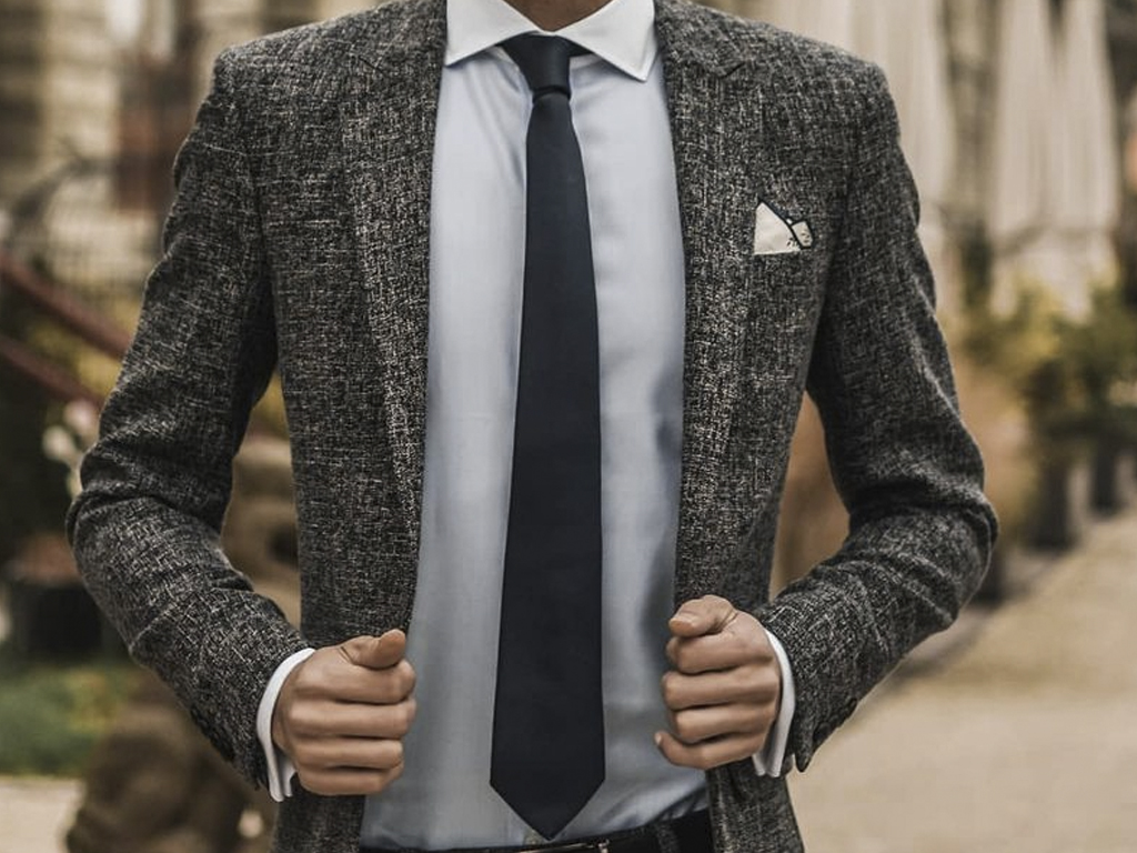 Modelo de Gravata Slim. (Foto: Reprodução/Instagram @the.swiss.gentleman.) Clique na imagem e confira mais modelos!